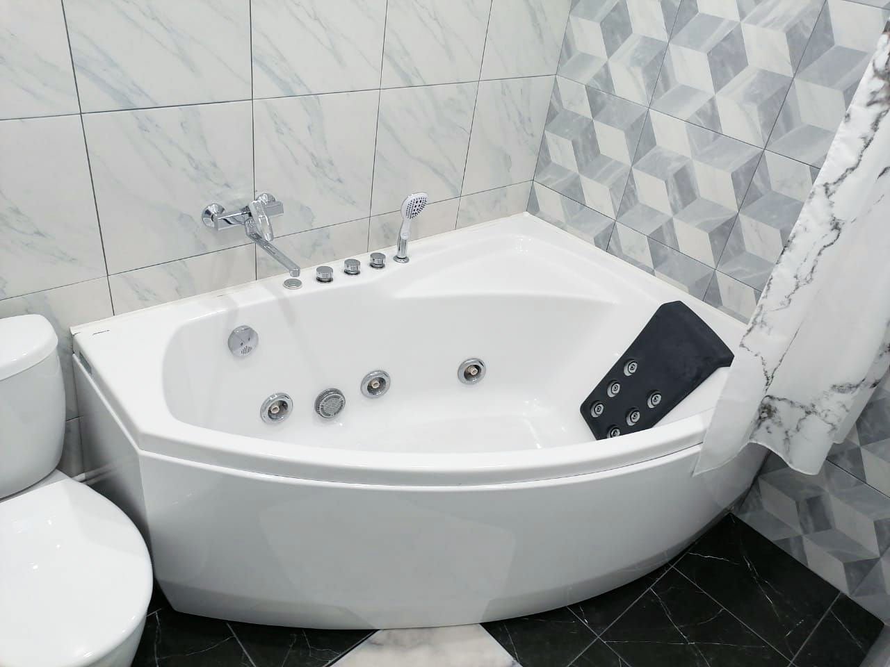 1 комнатная квартира с джакузи