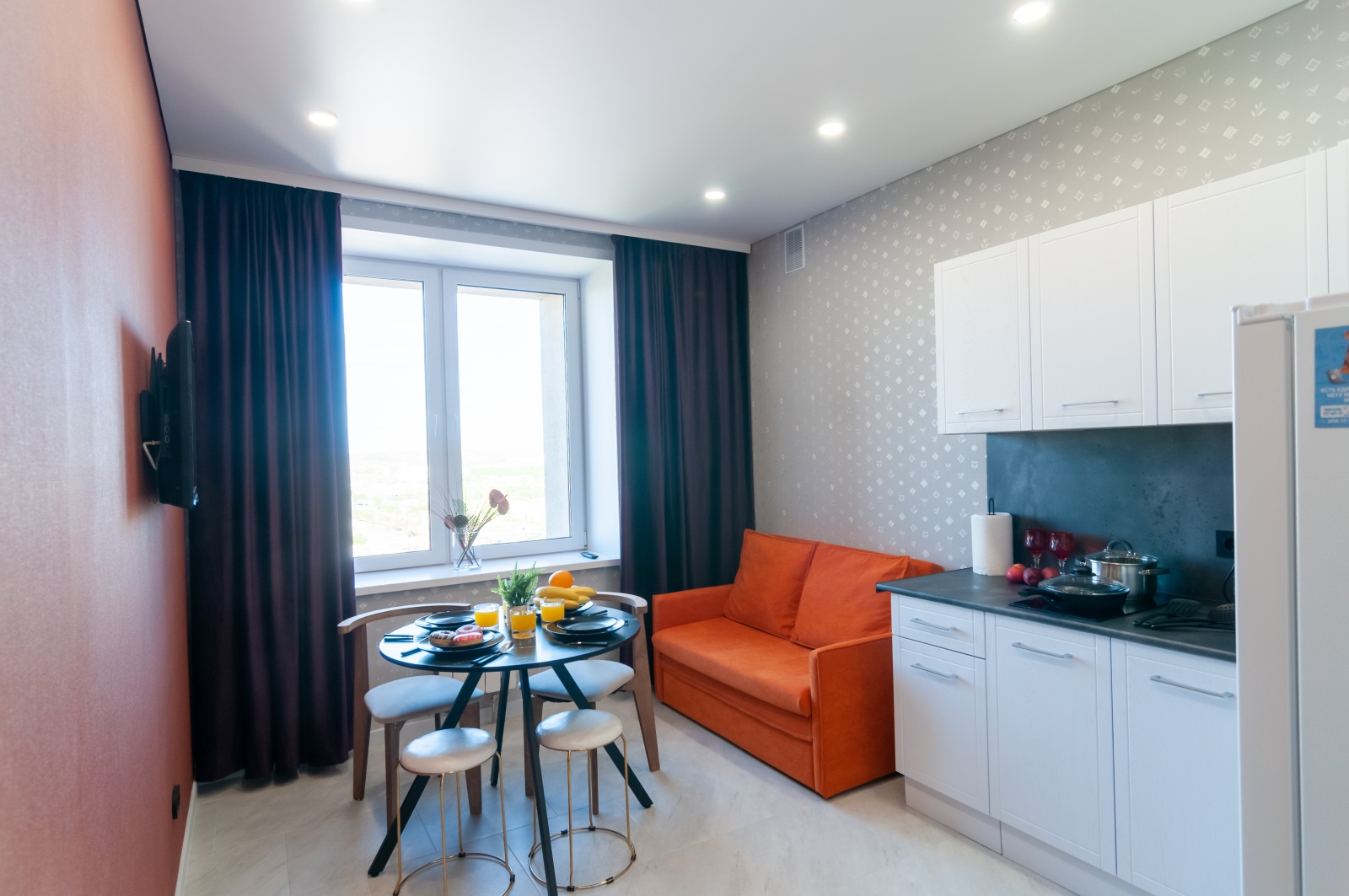 DAY Апартаменты HOME