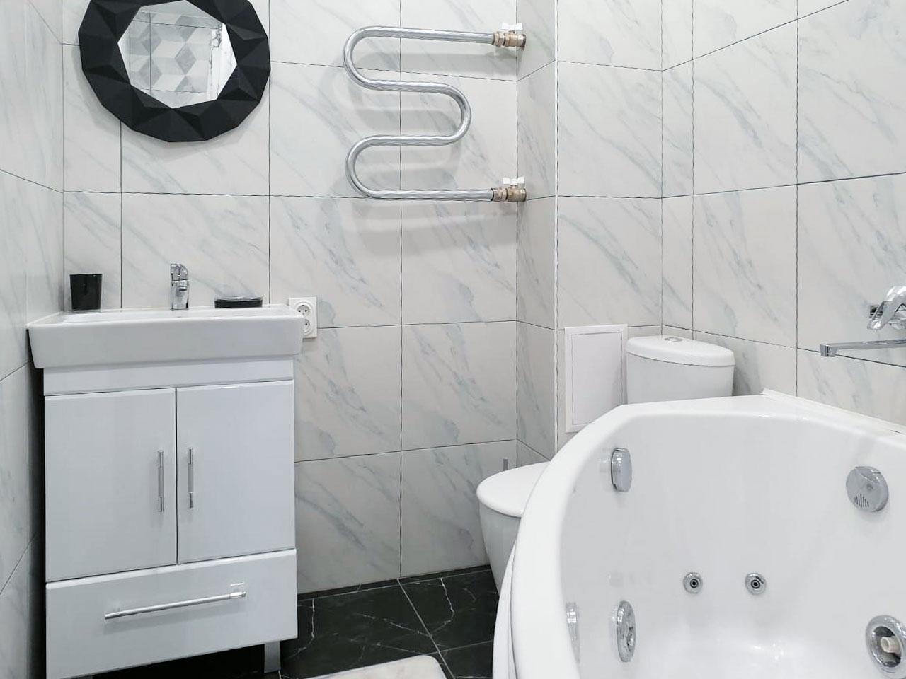 1 комнатная квартира с джакузи