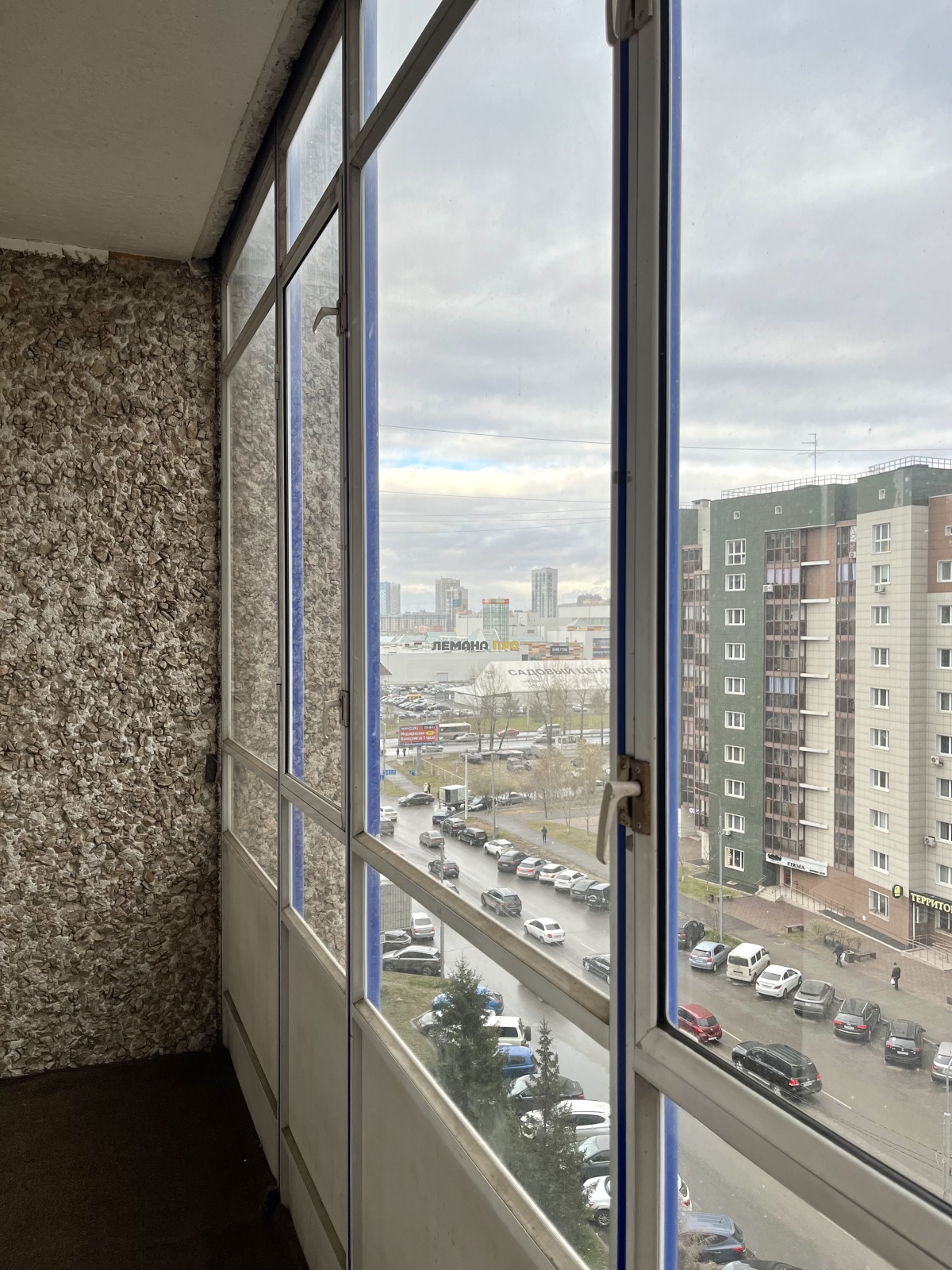 Уютная Квартира рядом с Планетой