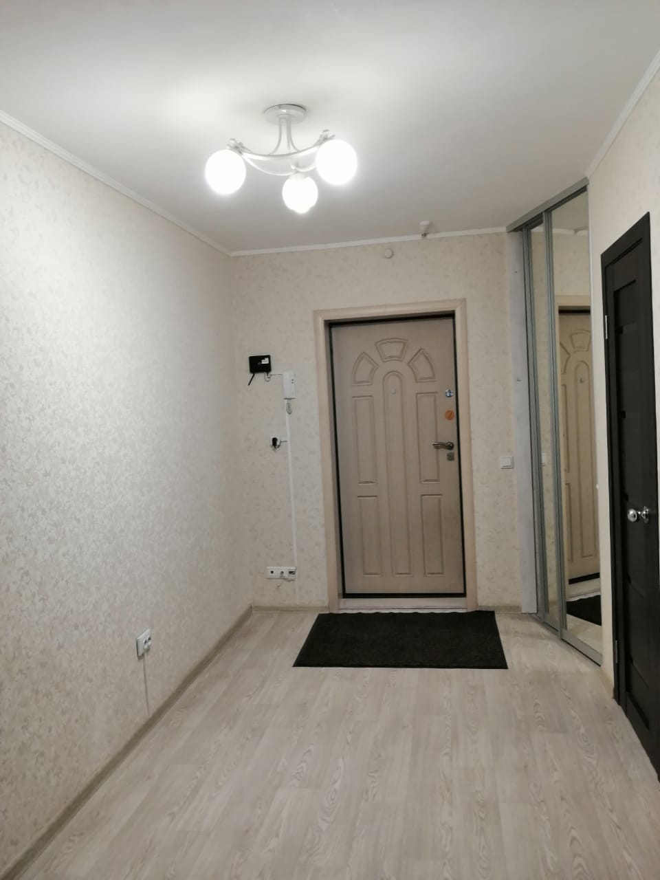 Двухкомнатная квартира ул.Авиаторов д.38 (10 этаж)