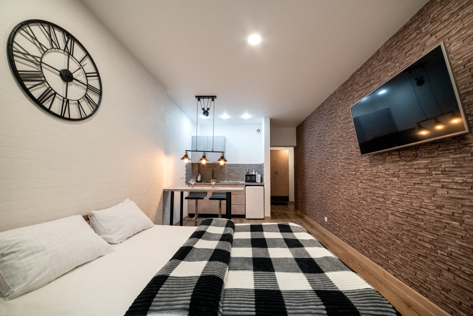 Квартира-студия, 28 м²